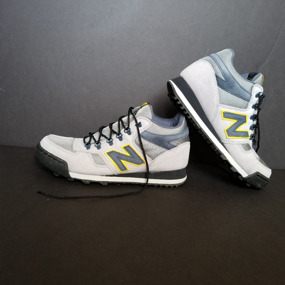 New balance 710 mens hiking shoes sz 9